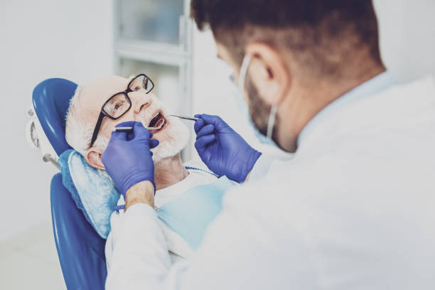 Best Emergency Tooth Extraction in Deltona, FL